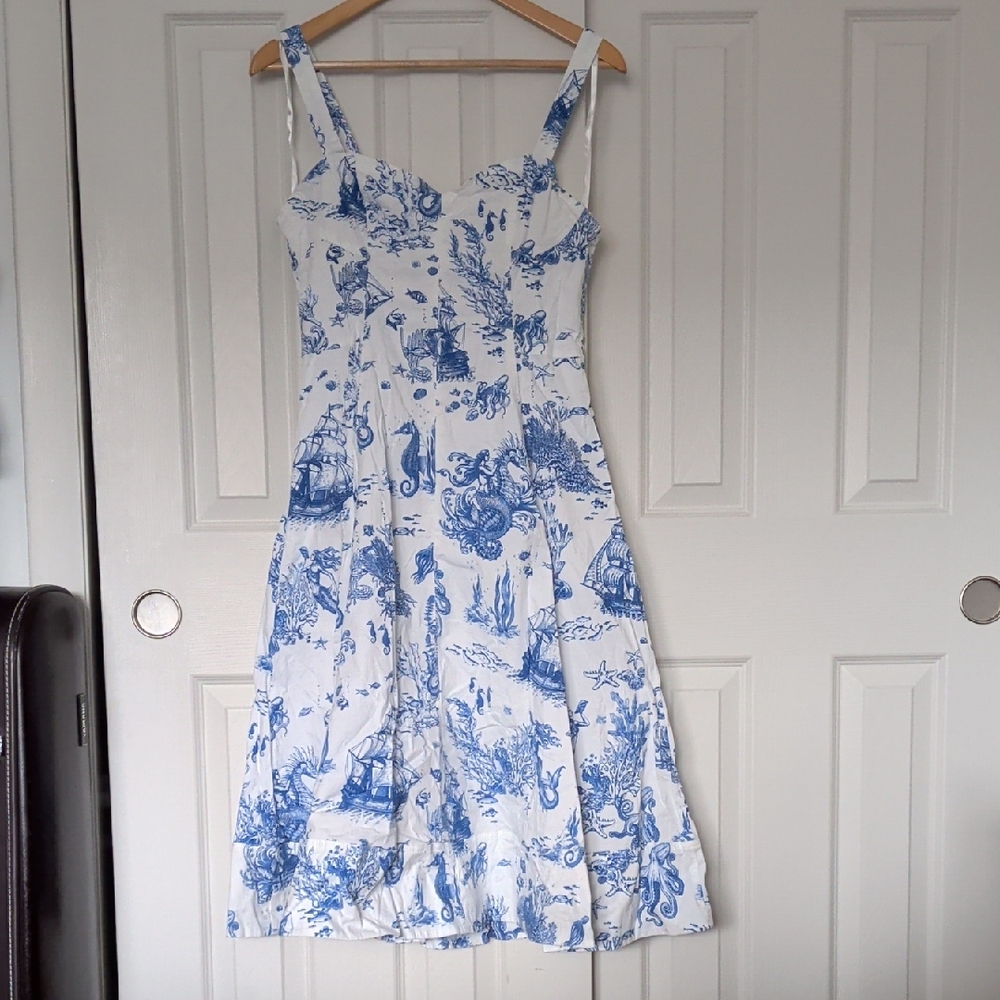 Avec Les Filles Blue and White Printed Midi Dress